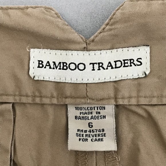 Bamboo Traders Women's Size 6 Tan Bermuda Shorts with Roll Tab - Picture 9 of 12